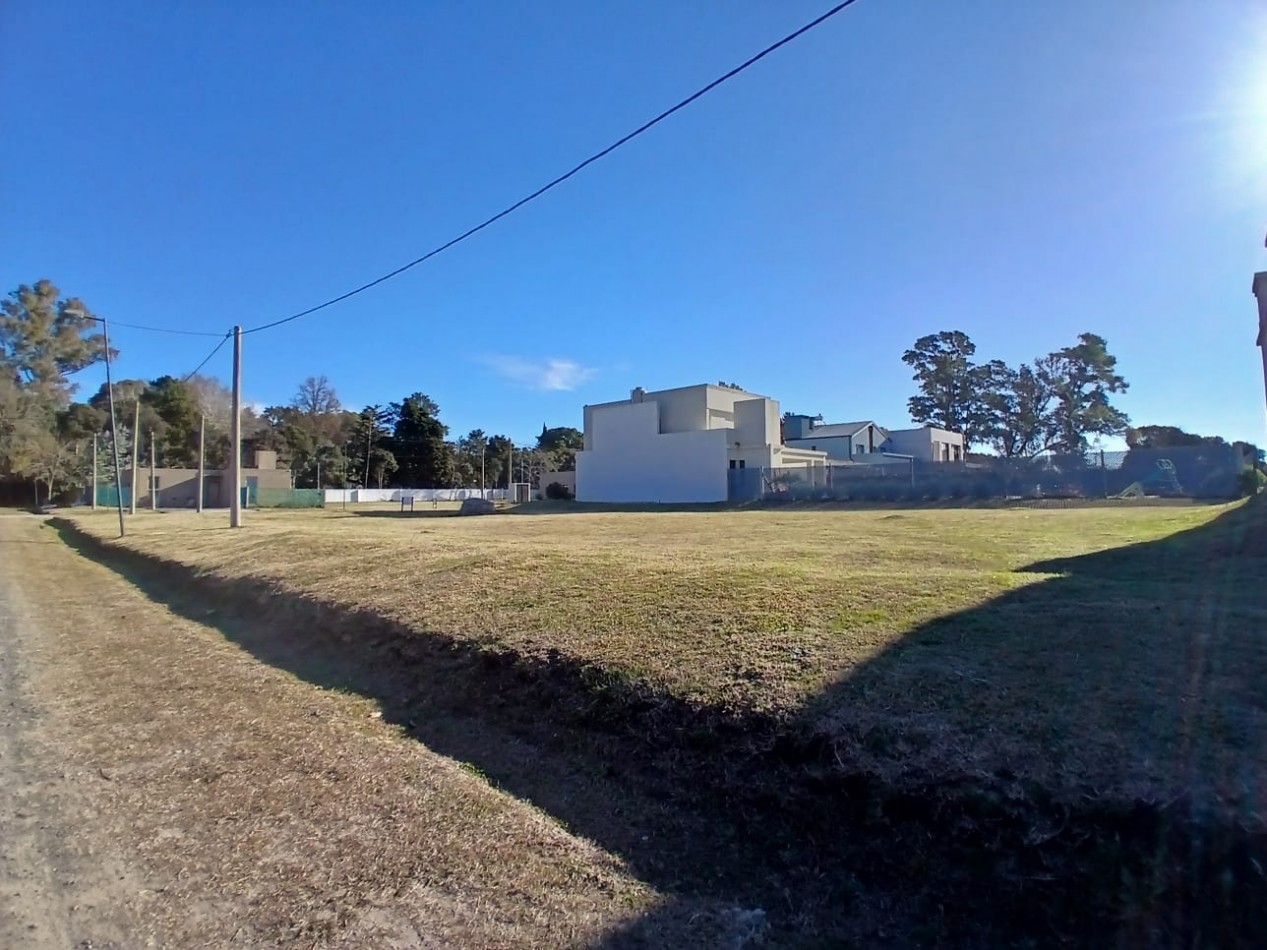 VENTA LOTE EN VILLA ELISA ESCRITURADO EN BARRIO CERRADO