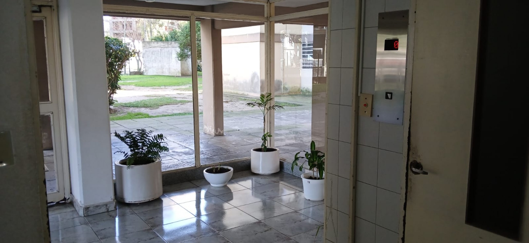 DEPARTAMENTO 3 AMBIENTES CON COCHERA EN VENTA EN WILDE