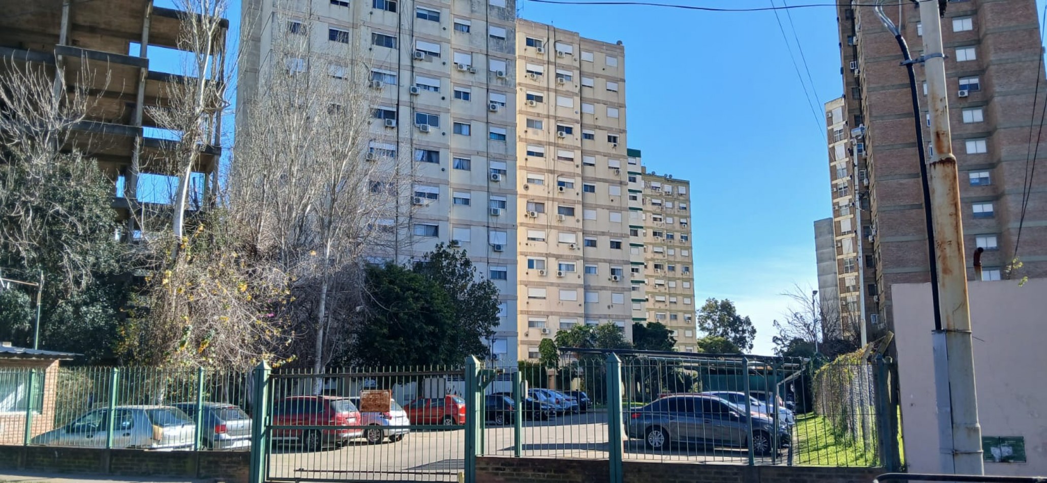DEPARTAMENTO 3 AMBIENTES CON COCHERA EN VENTA EN WILDE