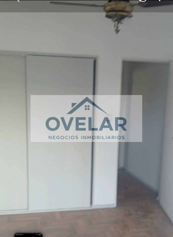 VENTA DE DEPARTAMENTO DE 2 AMBIENTES CON BALCON EN RECOLETA