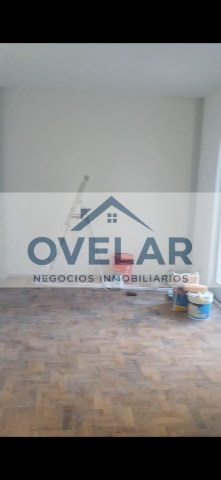 VENTA DE DEPARTAMENTO DE 2 AMBIENTES CON BALCON EN RECOLETA