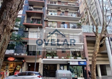 VENTA DE DEPARTAMENTO DE 2 AMBIENTES CON BALCON EN RECOLETA